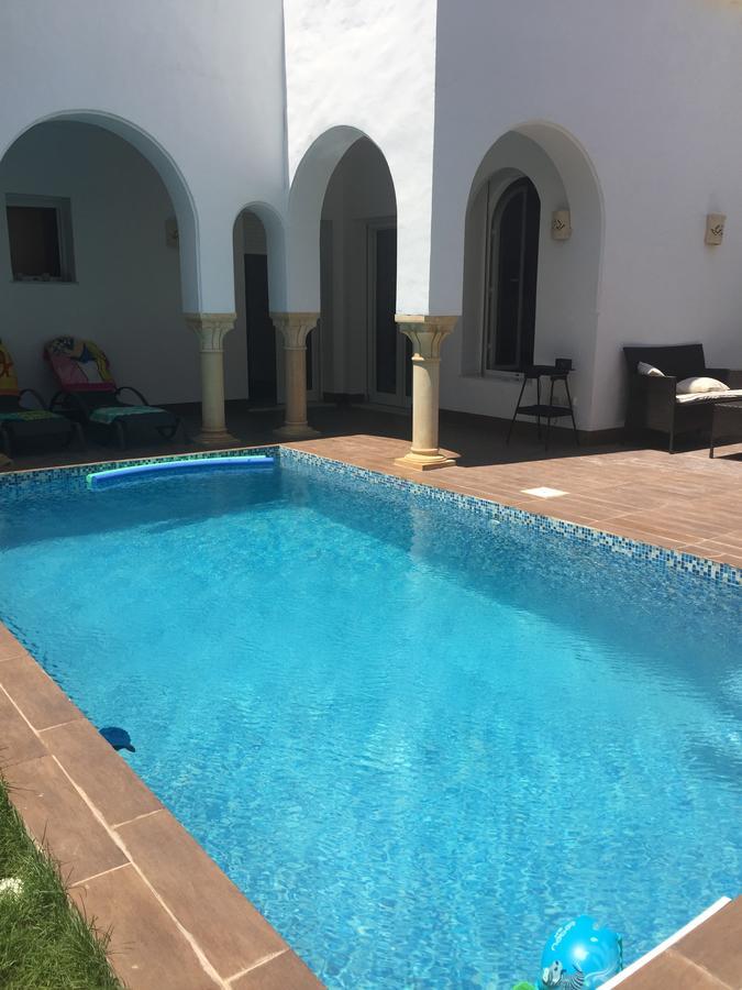 Villa Avec Piscine Триффа Экстерьер фото