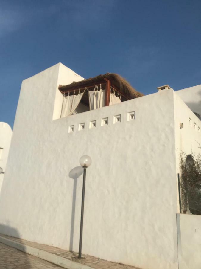 Villa Avec Piscine Триффа Экстерьер фото