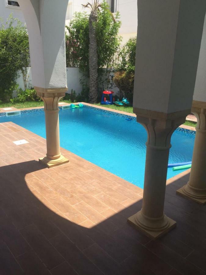 Villa Avec Piscine Триффа Экстерьер фото